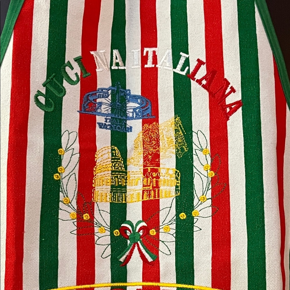 7 - NWOT Striped Embroidered Apron with Roma Logo & Large Pocket - Picture 3 of 5